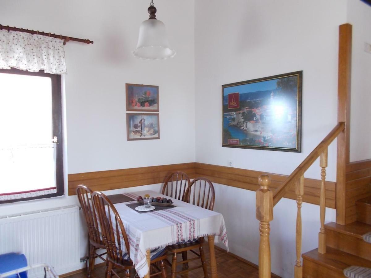 Krk Apartmani Pepina Pinezici  Exterior photo