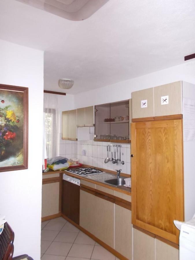 Krk Apartmani Pepina Pinezici  Exterior photo